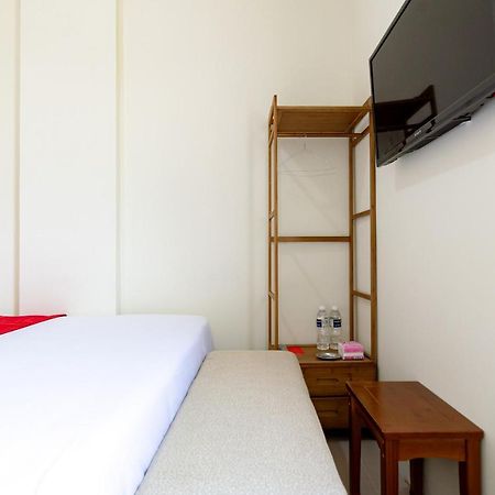 Reddoorz Plus At Komplek Abc Batu Aji Batam Kubuk Экстерьер фото
